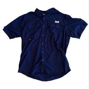 Magellan navy fishing shirt.